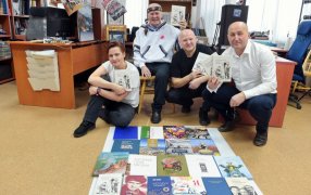 Каждый год маленькое магаданское издательство выпускает до 20 книг и альбомов. Фото: hunterpress.ru