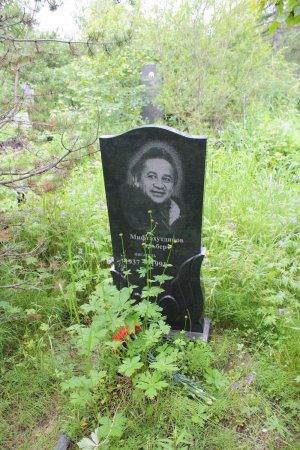 Могила Альберта Мифтахутдинова на Марчеканском кладбище в Магадане