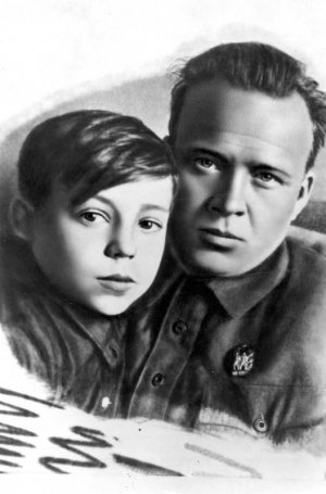 Аркадий Гайдар с Тимуром