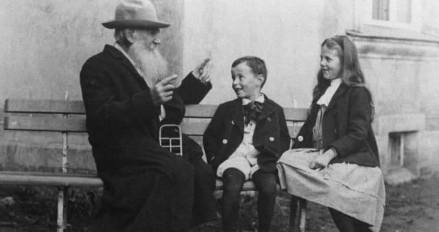 Павел Басинский о неожиданных фотографиях Льва Толстого6