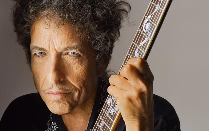 Боб Дилан отказался от Нобевской премии