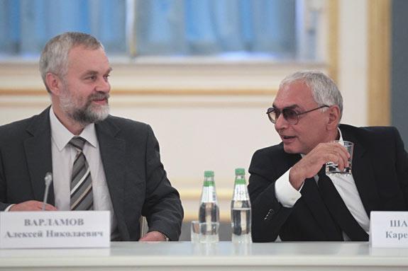Писатель Алексей Варламов и режиссер Карен Шахназаров