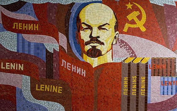 Марийские поэты искренне любили Ленина и посвящали ему лирические стихи