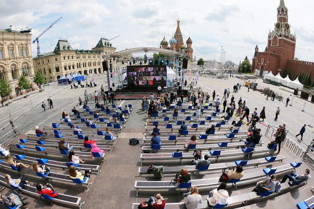 Что посмотреть на самой большой площадке фестиваля 'Красная площадь' / Сергей Михеев