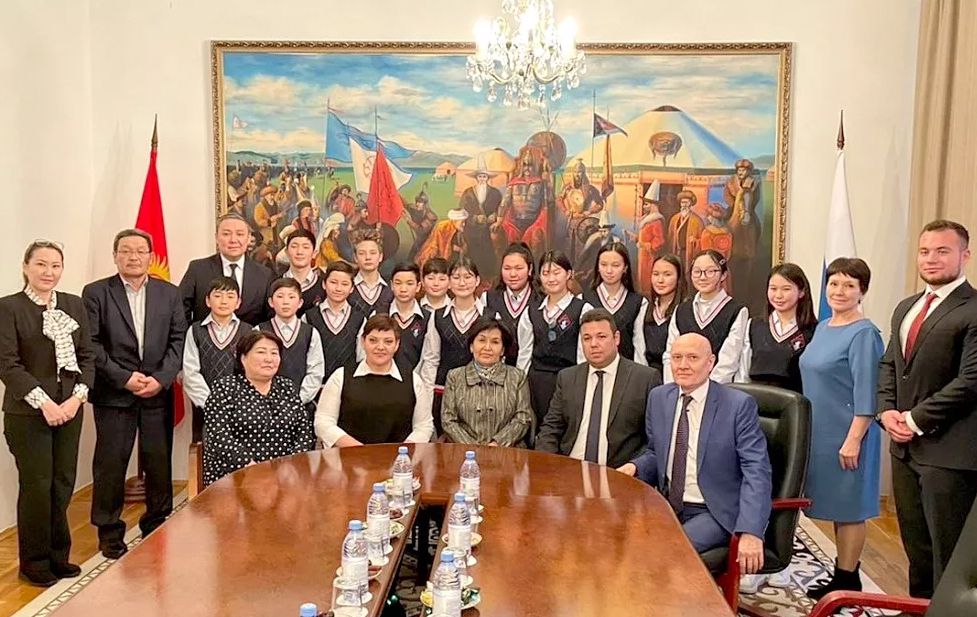 Киргизские школьники седьмых-восьмых классов приняли участие в первой общеобразовательной программе “Интердом – детям Кыргызстана” / interdomivanovo.ru