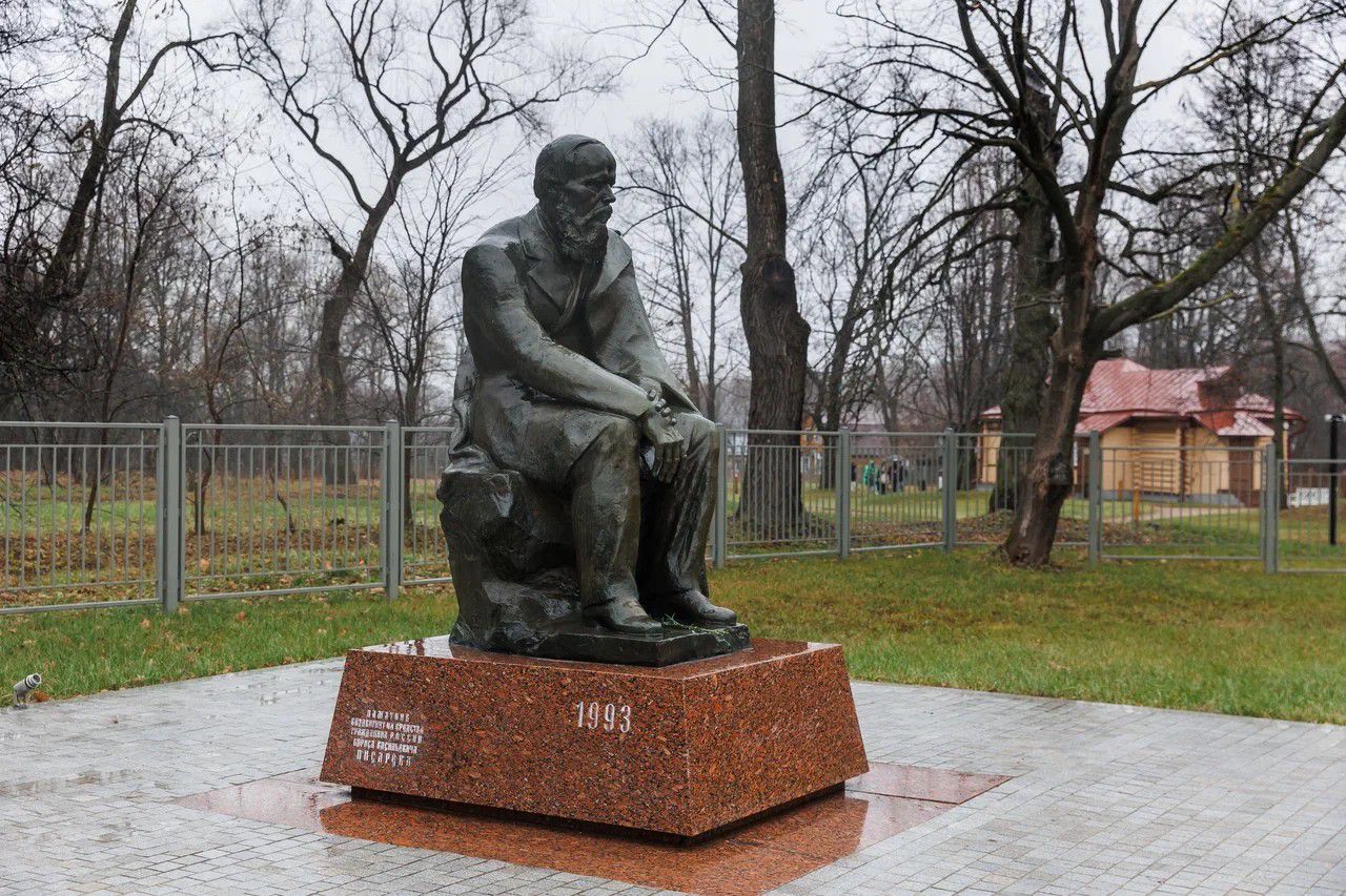 Достоевский, самый маленький Кремль и звук падающего снега - Год Литературы